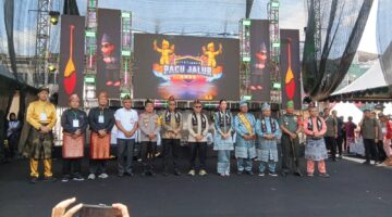 Festival Pacu Jalur: Harmoni Budaya dan Ekonomi yang Menggerakkan Riau
