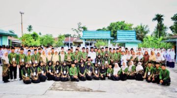 Bupati Kepulauan Meranti Lepas Kontingen OMI 2025 Menuju Tingkat Provinsi
