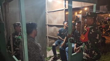 Beri Kenyamanan Warga,Personil Koramil 04/Kubu Giat Patroli.