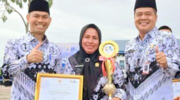 SMP Negeri 4 Pekanbaru Merayakan Hari Guru Nasional ke-80 dan PGRI dengan Prestasi Gemilang
