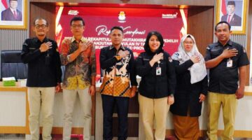 KPU Provinsi Riau Gelar Rakor Persiapan Pleno Terbuka Rekapitulasi PDPB Triwulan IV 2025 untuk Memperkuat Kualitas Data Pemilih