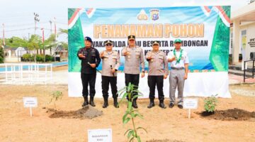 Pertama Kunjungi Mapolres Meranti, Wakapolda Riau Tanam Pohon dan Tegaskan Komitmen Green Policing