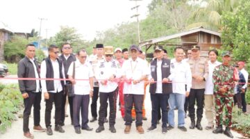 Bupati Asmar Resmikan Jalan Batang Malas–Tenan Sepanjang 1,8 Km: Sinergi Pemkab dan Swasta