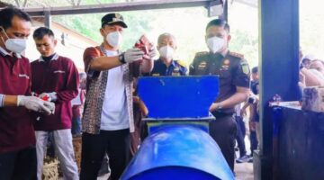 22 Juta Batang Rokok Ilegal Dimusnahkan Jadi Pupuk Kompos, Kejati Riau: Penegakan Hukum Ramah Lingkungan 