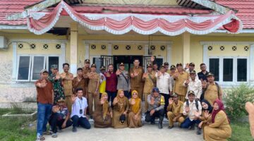 Danramil 04/Kubu Bersama Kapolsek Panipahan Hadiri Sosialisasi Kamtibmas.