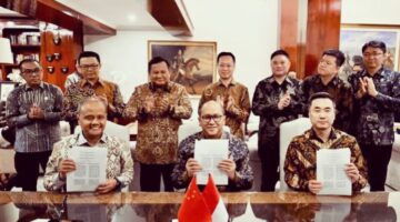 PRABOWO SAKSIKAN DANANTARA TEKEN MoU DENGAN HISENSE DI KARTANEGARA 
