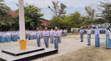 Ratusan Siswa SMKN 6 Pekanbaru Dapat Edukasi Keselamatan Lalu lintas dan Lingkungan dari Ditlantas Polda Riau