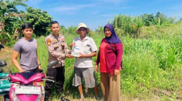 Polsek Kawasan Pelabuhan Polresta Pekanbaru Dukung Ketahanan Pangan Lewat Bantuan Pupuk untuk Petani