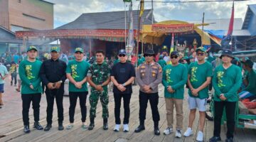 Beri Rasa Aman Saat Ritual Bakar Tongkang, Kapolsek Kubu Pimpin Pemgamanan.
