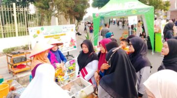 Minum Jamu Gratis Dapat Ilmu: Warga CFD Pekanbaru Diajak Waspada Jamu Ilegal Berbahaya 
