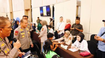 2.400 Warga Manfaatkan 14 Layanan, Polda Riau Gencarkan Cegah Hipertensi & Diabetes Sambut Bhayangkara ke-80