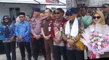 Bupati Rohil Terjun Langsung ke Panipahan, Tegaskan Infrastruktur Wilayah Pesisir Jadi Prioritas