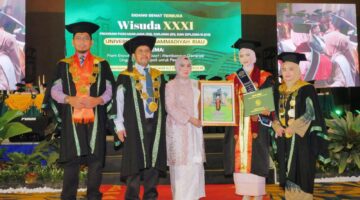 Umri Kukuhkan 1.351 Lulusan, Rika Gunawan Raih Summa Cumlaude IPK 3.97